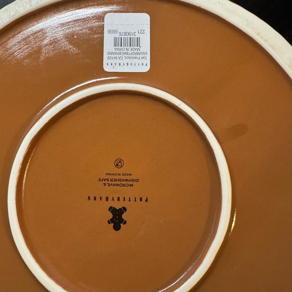 Pottery Barn Gingerbread Design Dog Bowl - Picture 6 of 7